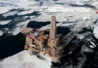 Hay enojo con Mondino por su silencio ante el hallazgo de petróleo en la Antártida